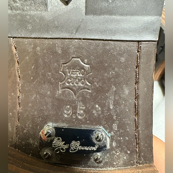 Matt Bernson Black Winter Boots with Fur Lining - Picture 8 of 12